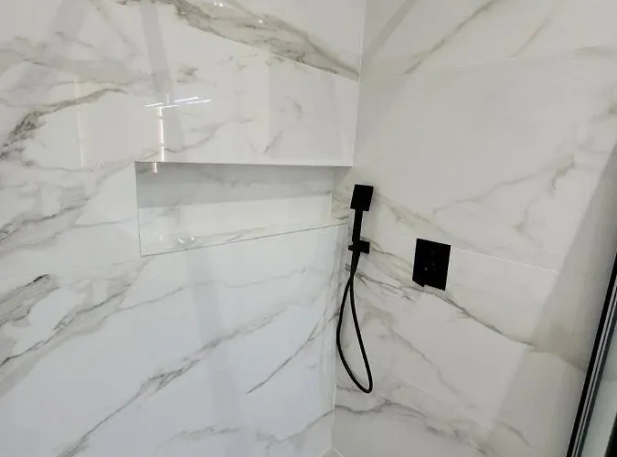 Family Iris 20m From The Beach, In *